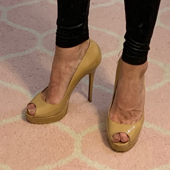 Jimmy Choo heels, Size 9 - Picture 2 of 7